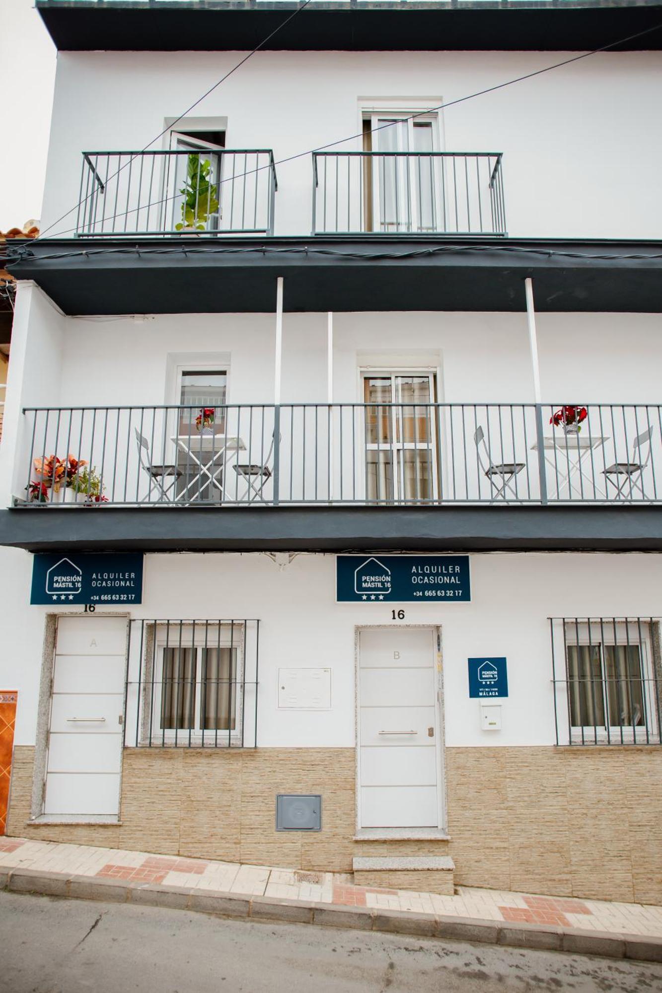 Apartamentos Turisticos Mastil 16 Malaga Bagian luar foto